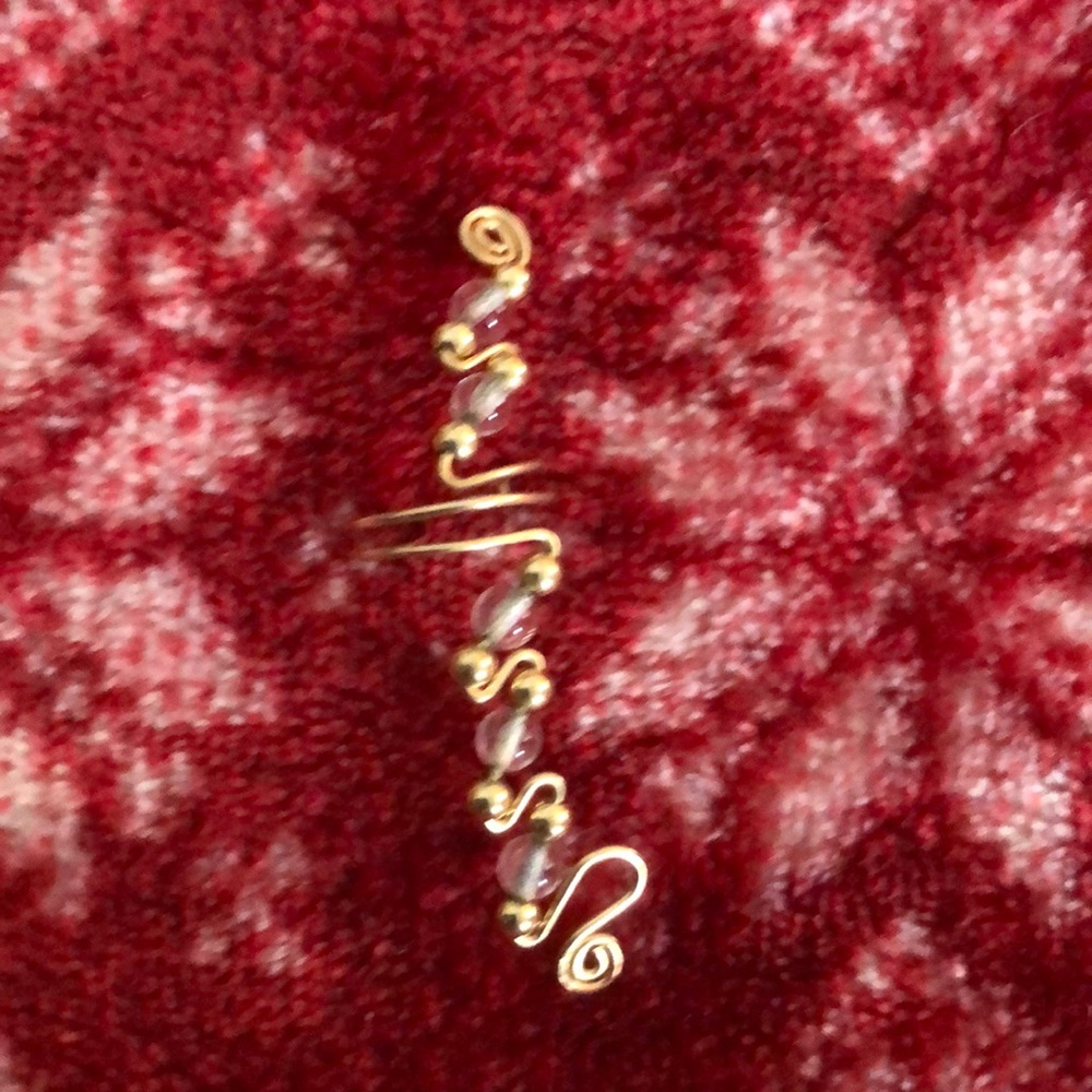Gold wired Ear Cuff